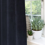 Carica l&#39;immagine nel visualizzatore di Gallery, McAlister Textiles Matt Black Velvet Curtains Tailored Curtains 
