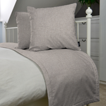 Carica l&#39;immagine nel visualizzatore di Gallery, McAlister Textiles Capri Soft Grey Bed Runners Throws and Runners 
